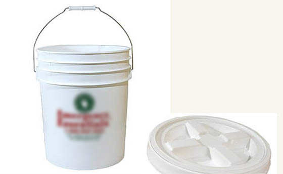 Using Food Storage Buckets And Containers