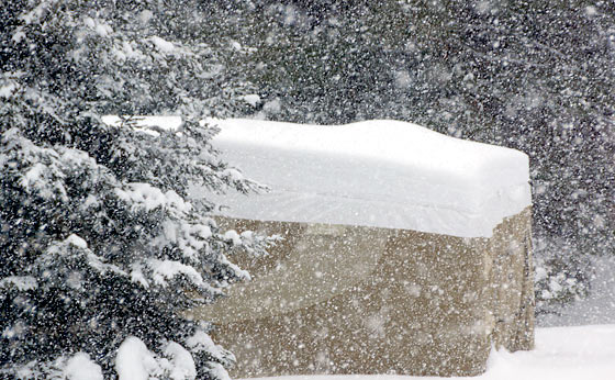 The Snow On Your Roof Weighs 7 To 20 Pounds Per Cubic Foot