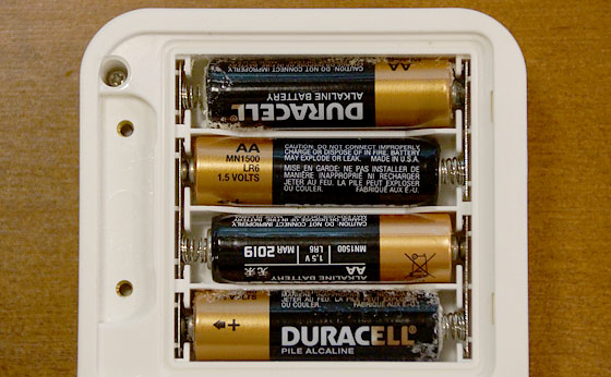 do duracell batteries leak