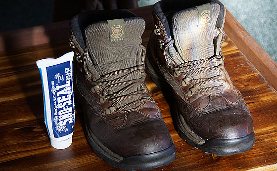 Sno Seal Beeswax Instructions For Waterproofing Boots