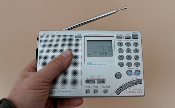 Sony ICF-SW7600GR AM/FM Shortwave World Band Receiver with Single Side Band  Reception