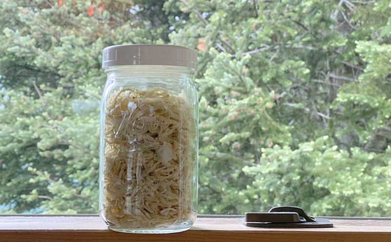 quart size canning jar holds 8 dehydrated onions