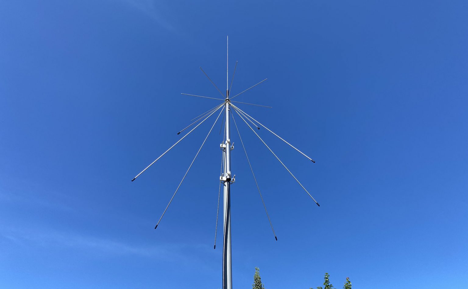 Best Scanner Antenna - Diamond D3000N Discone Review